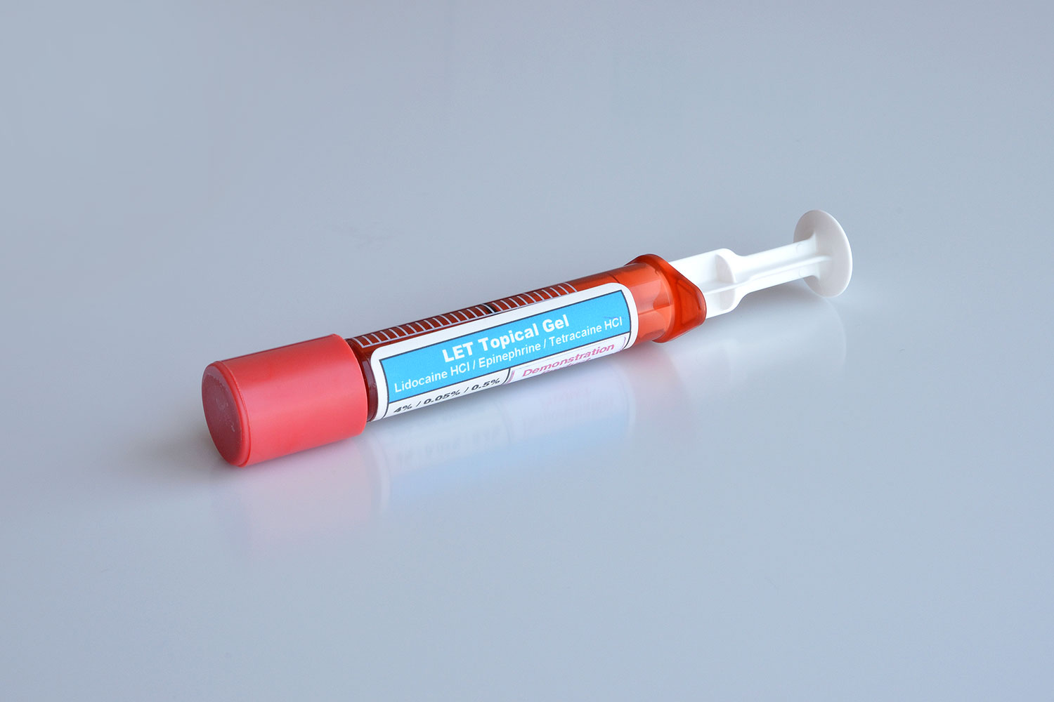 Pre-filled gel applicator
